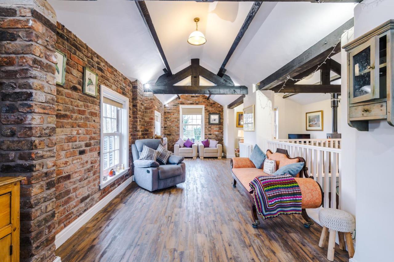 Belvedere House - Serene Countryside Escape - 4 Bedrooms Sleeps 8 Sandbach Exterior foto